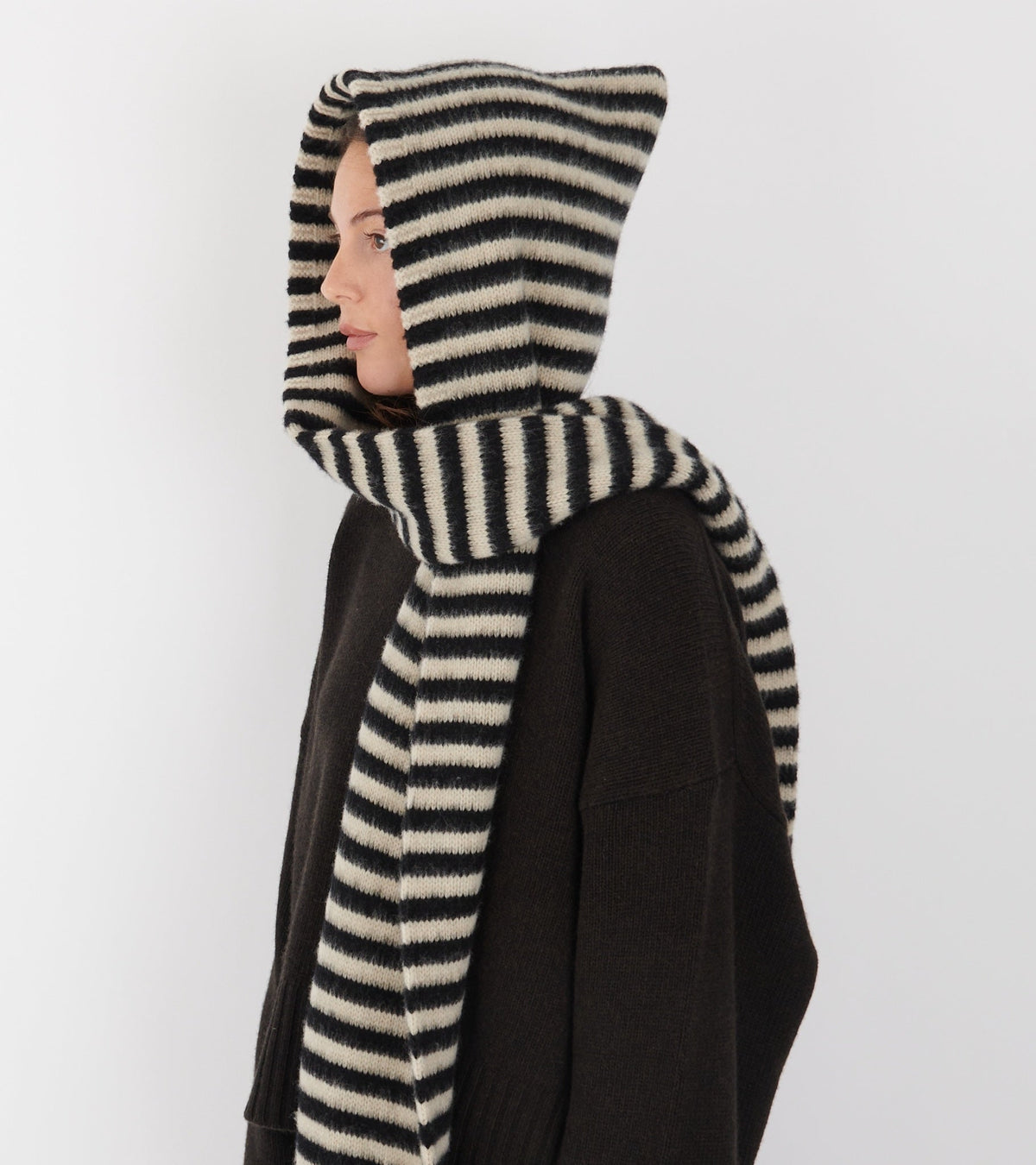 Striped Brushed Hood Scarf Black/Oatmeal