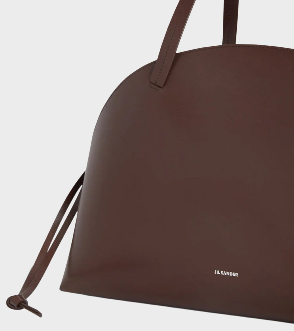 Curve Shoulder Medium Back Dark Earth