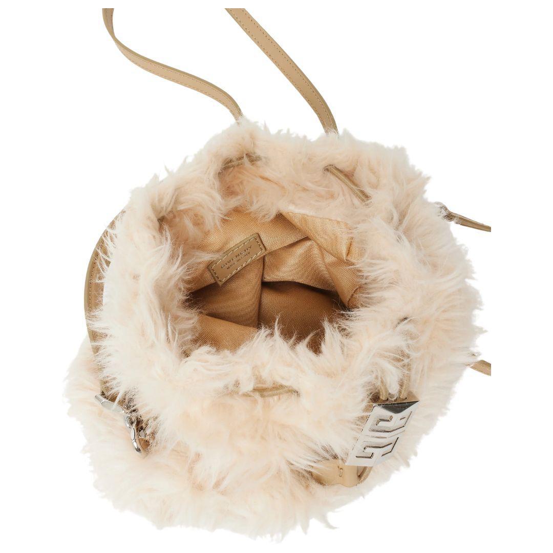 GIVENCHY FUR 4G BUCKET BAG CREAM