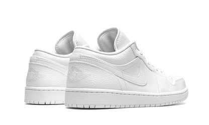 JORDAN 1 LOW TRIPLE WHITE