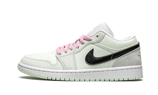 JORDAN 1 LOW BARELY GREEN (W)