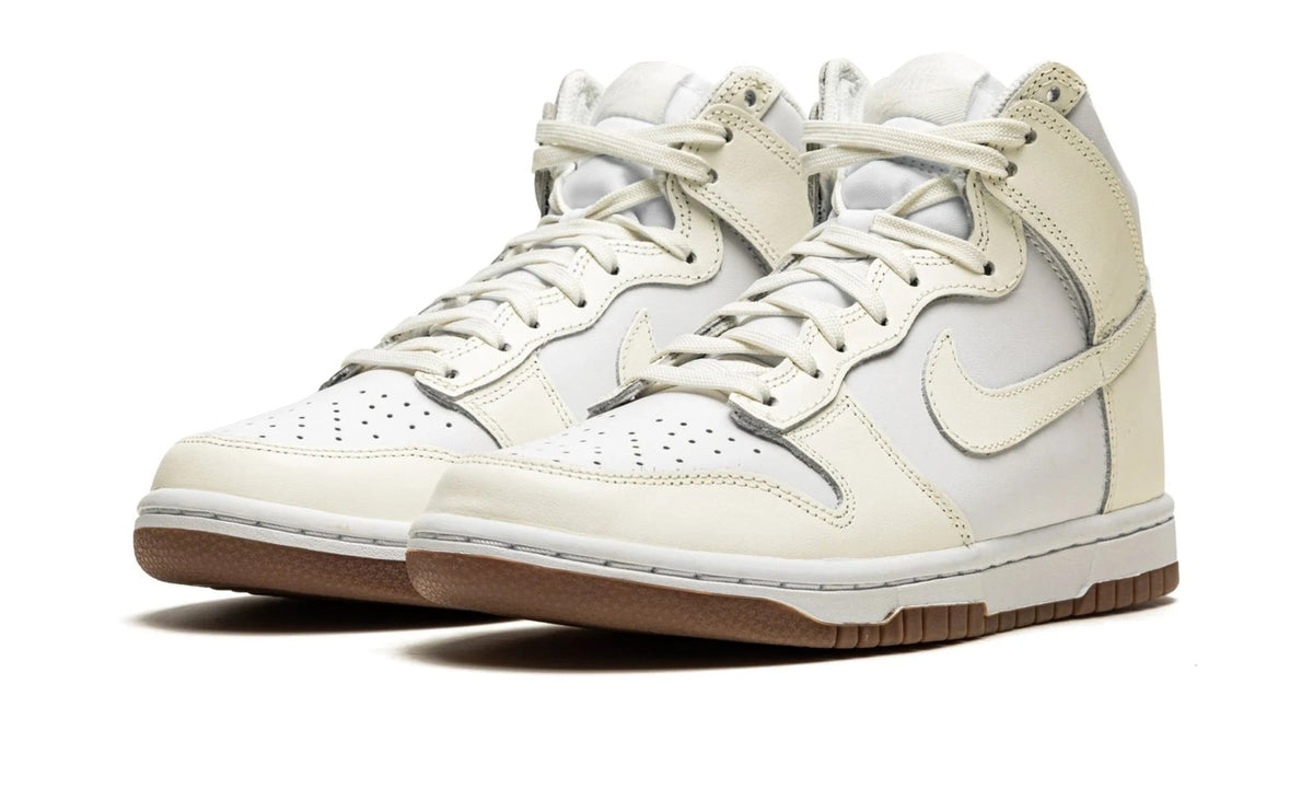 NIKE DUNK HIGH SAIL GUM (W)