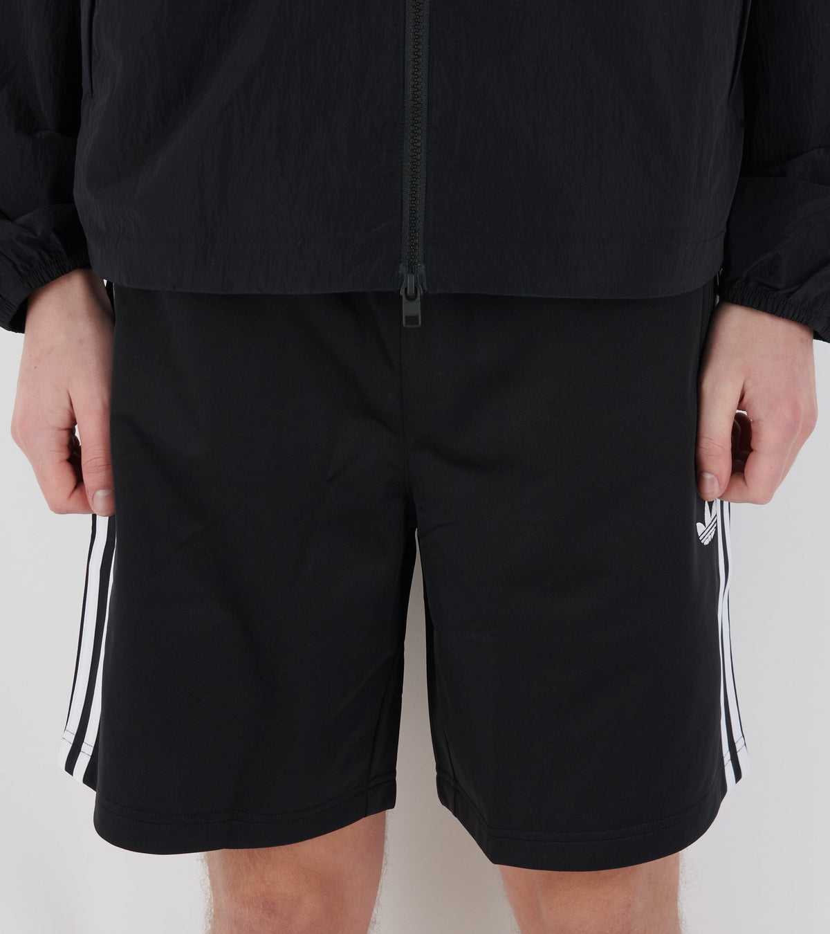 Firebird Shorts Black/White
