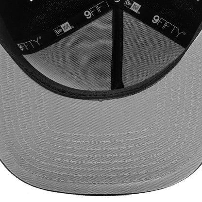 Feature x New Era 9FIFTY Curved A-Frame Old English F Snapback - Black