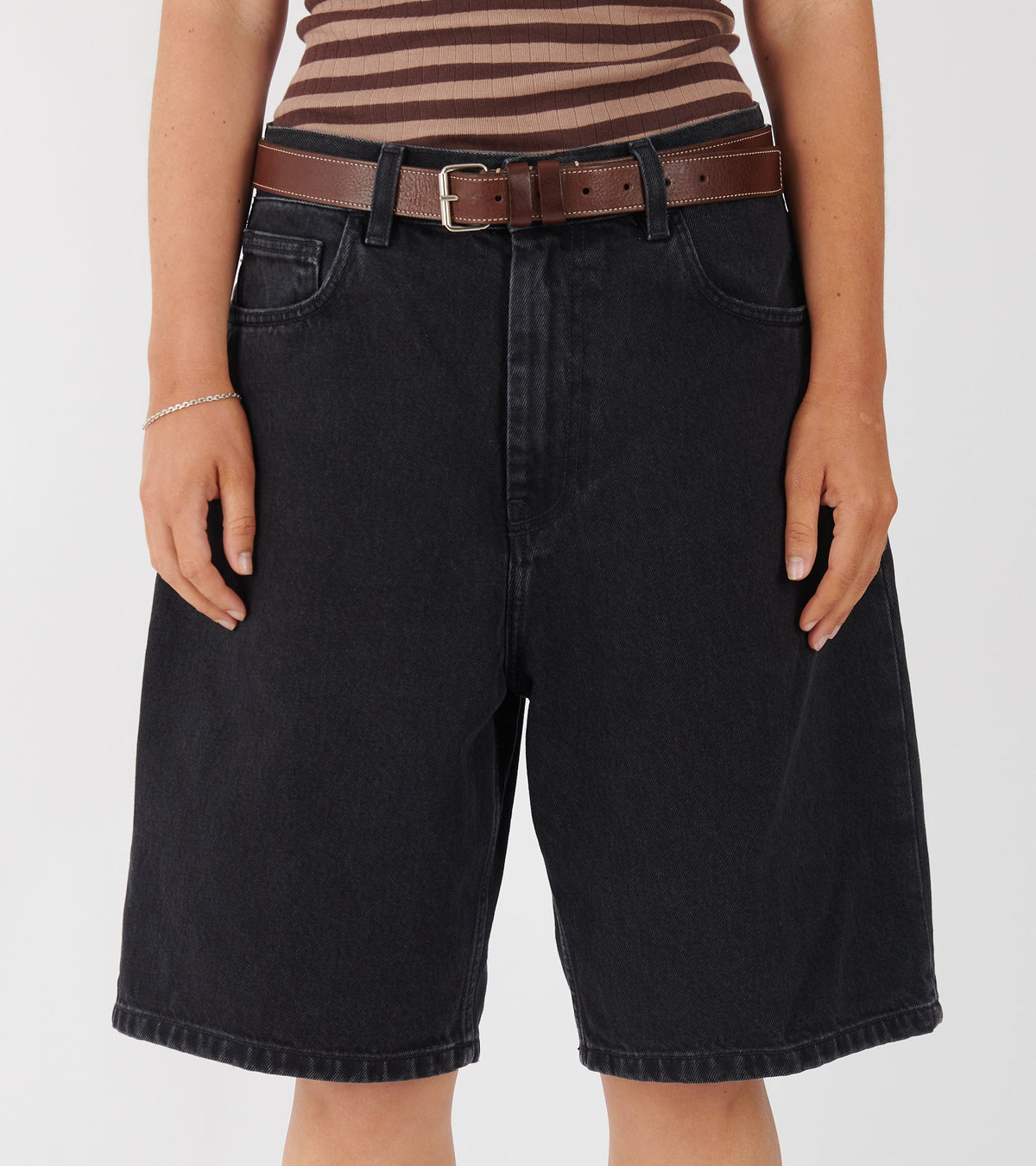 W Brandon Shorts Black Stone Washed