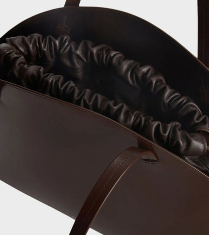Curve Shoulder Medium Back Dark Earth