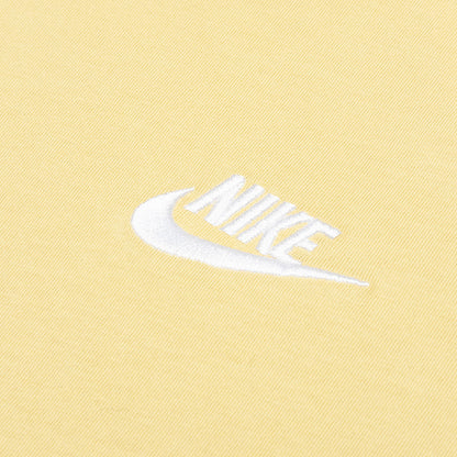 Sportswear Club T-Shirt - Saturn Gold/White