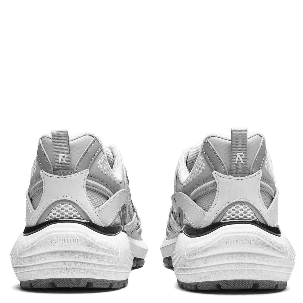 Storm Runner - Ultimate Grey