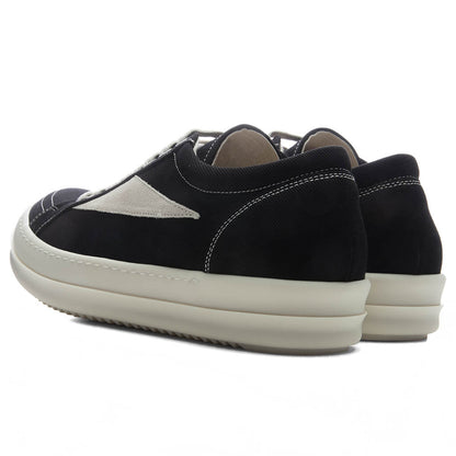 Vintage Sneaks - Black/Milk