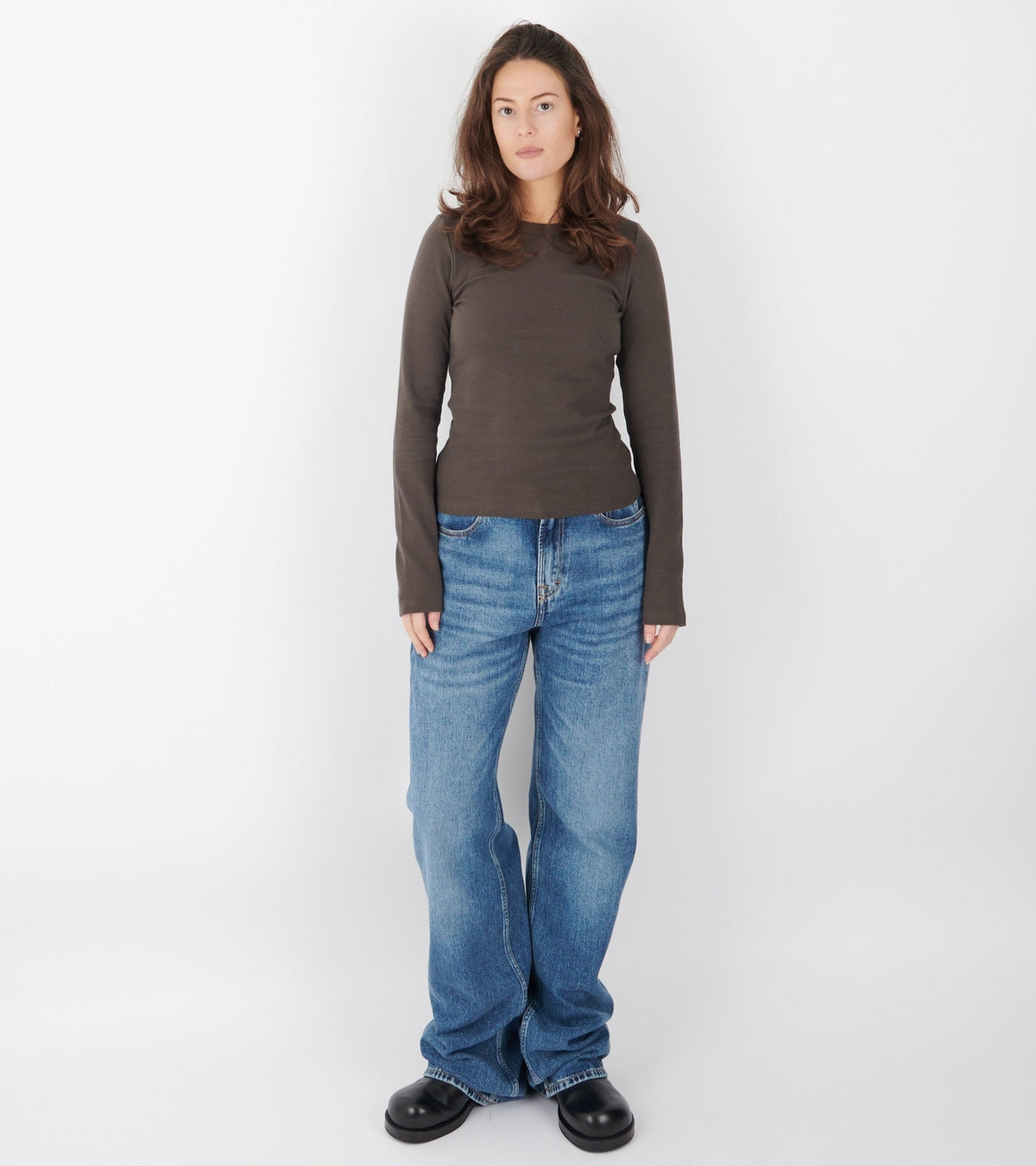 Line Tee Chestnut