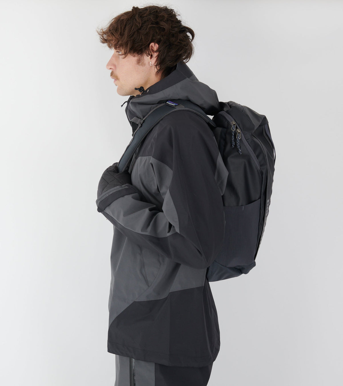 Black Hole Pack 25L Smolder Blue/Forge Grey