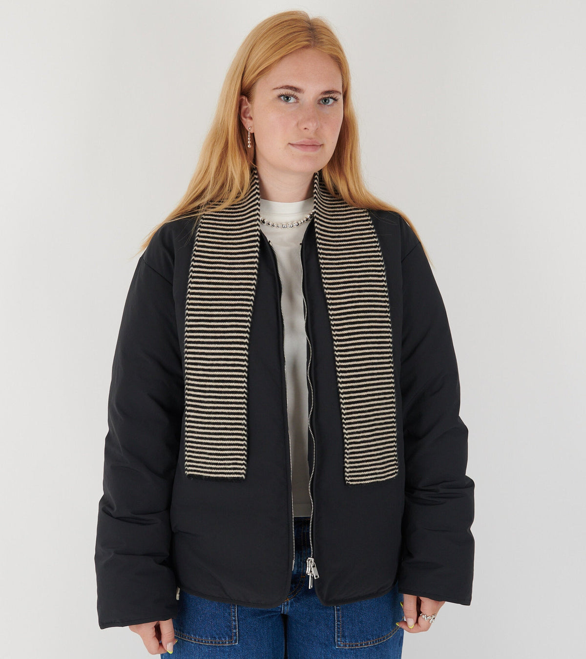Small Thin Stripe Gartner Stitch Scarf Black/Oatmeal