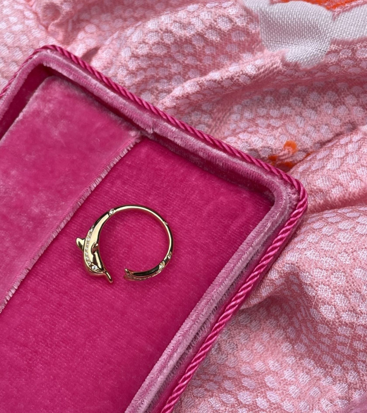 Dauphin Taylor Ring Gold